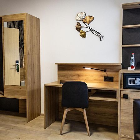 Hotel Rosenstein Heubach  Ngoại thất bức ảnh