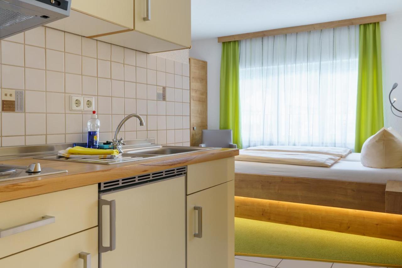 Hotel Rosenstein Heubach  Ngoại thất bức ảnh