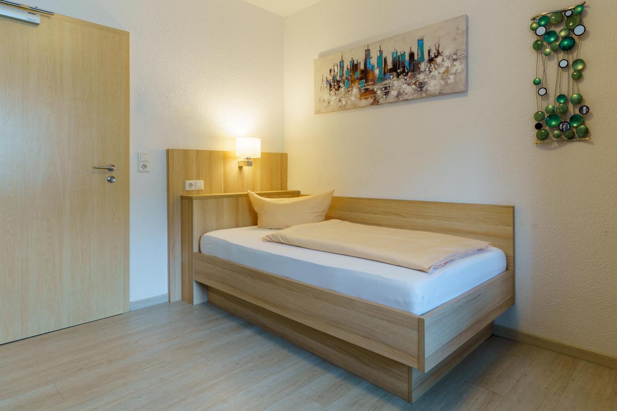Hotel Rosenstein Heubach  Ngoại thất bức ảnh