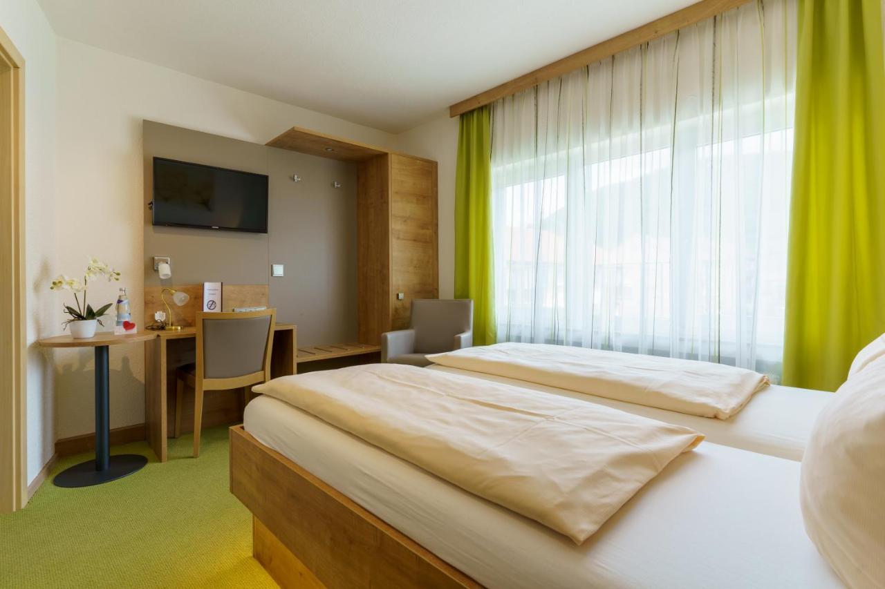 Hotel Rosenstein Heubach  Ngoại thất bức ảnh