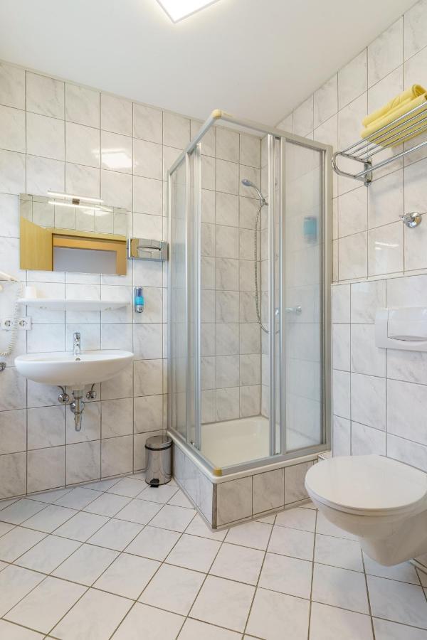 Hotel Rosenstein Heubach  Ngoại thất bức ảnh