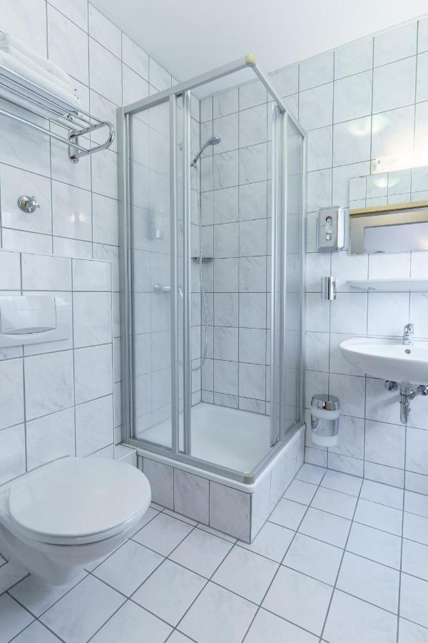 Hotel Rosenstein Heubach  Ngoại thất bức ảnh