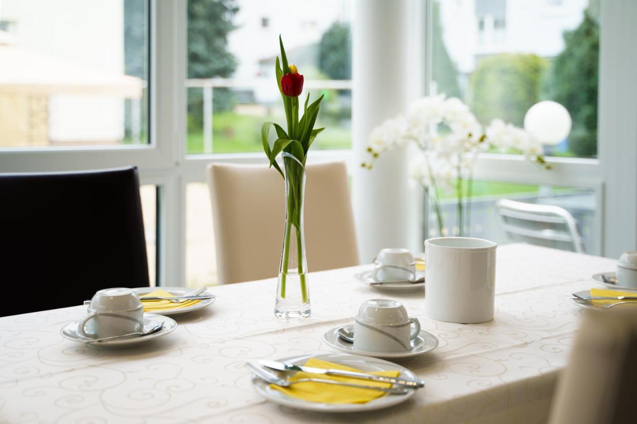 Hotel Rosenstein Heubach  Ngoại thất bức ảnh