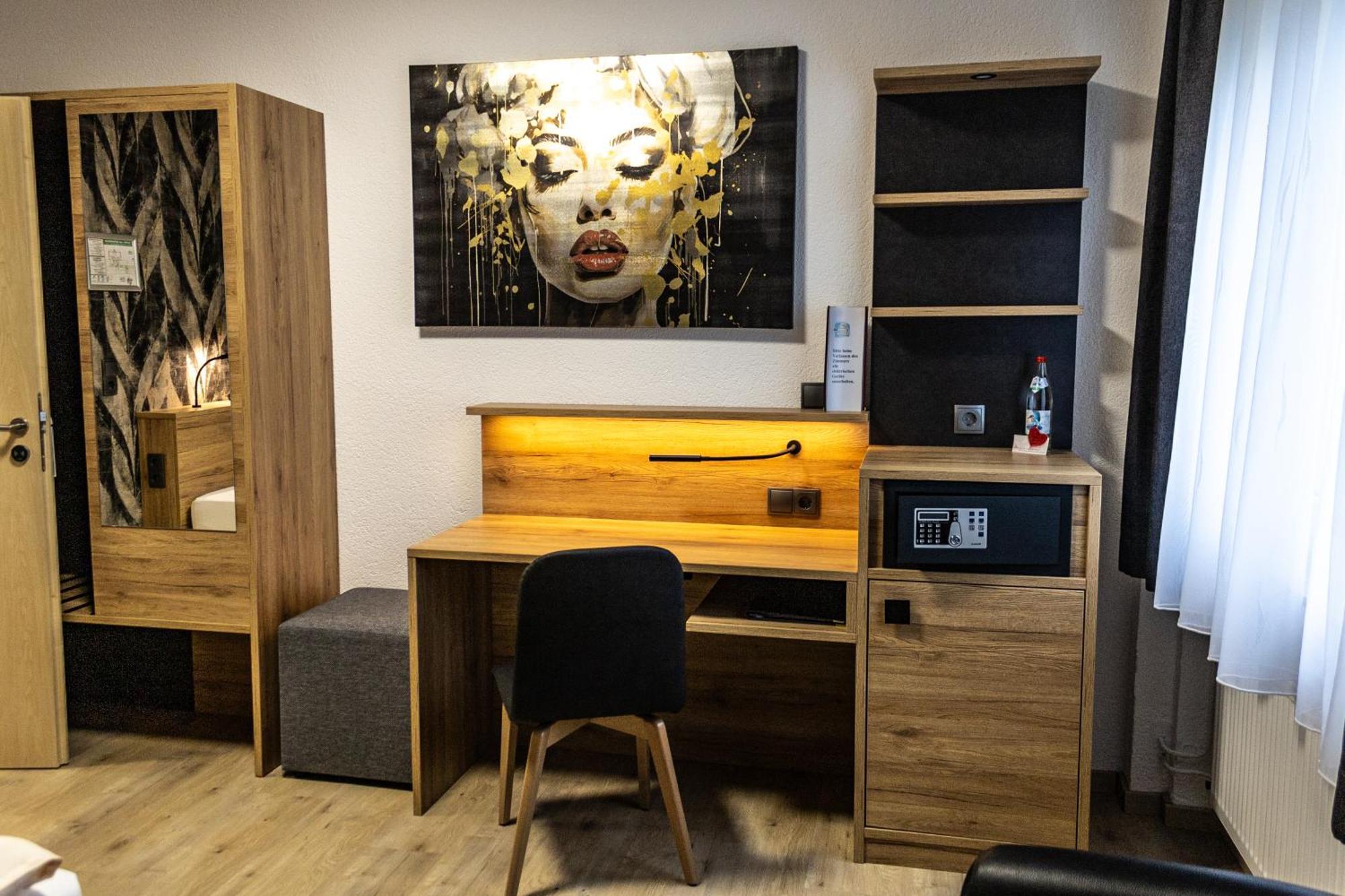 Hotel Rosenstein Heubach  Ngoại thất bức ảnh