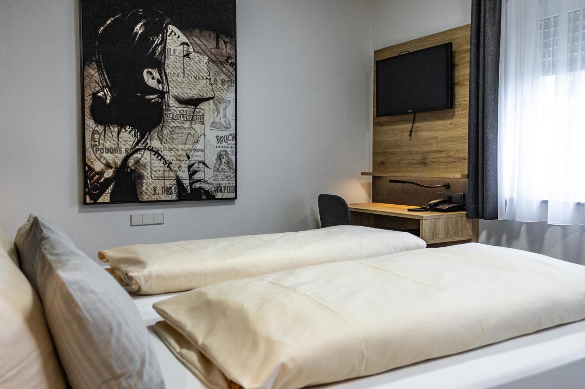 Hotel Rosenstein Heubach  Ngoại thất bức ảnh